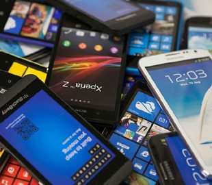 Люди не спешат покупать новые смартфоны