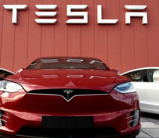 Tesla в III квартале получила прибыль и выручку выше прогнозов