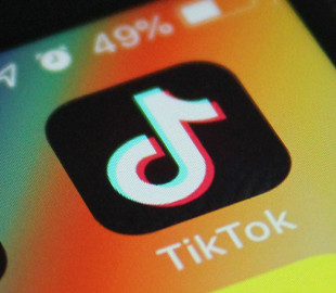 TikTok за полгода удалила почти 50 млн видео