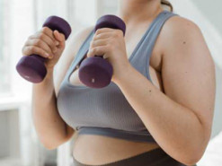 Жінка стверджує, що схудла завдяки відмові від соцмереж: фото до та після експерименту