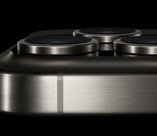 Продажі iPhone за весь час майже досягли 2 трлн доларів