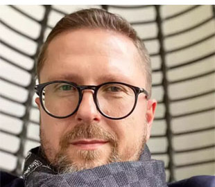 Анатолій Шарій поширює фейкові дописи про те, що ІМІ начебто отримує гроші за його «дискредитацію»