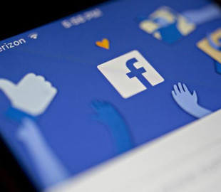 Ирландский суд оставил в силе предварительный запрет на передачу данных пользователей Facebook из ЕС в США