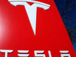 Tesla подала позов на $1 млрд проти свого постачальника