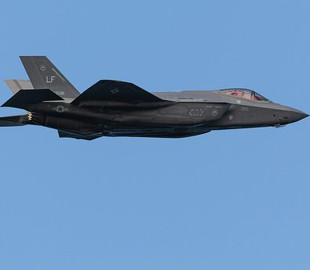 Велика Британія закупить у США 12 літаків F-35, здатних нести ядерні боєголовки
