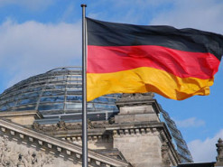 Politico: "Альтернатива для Німеччини" здатна впливати на інформацію про НАТО на користь РФ