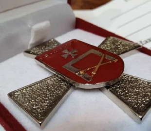 "За взятие Крыма": в сети показали фейковые украинские медали за освобождение полуострова