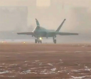 Розкриті технічні характеристики китайських винищувачів п’ятого покоління Shenyang J-35A