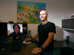 Наступною хвилею шахрайства стануть відеодзвінки Deepfake від вашого боса