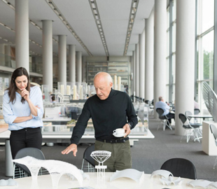 Создатель Apple Park Норман Фостер готов восстанавливать Харьков, – власти города