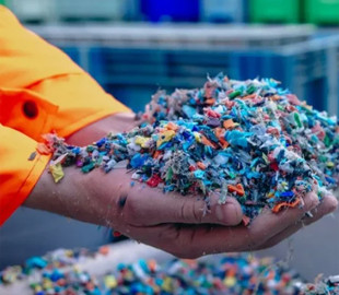 З поля на конвеєр. Німецькі вчені перетворять сільськогосподарські відходи на біопластик