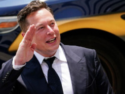 Ілон Маск поширив ШІ-запис голосу Камали Гарріс, де вона начебто каже про «маразм» Байдена