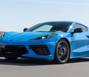 Chevrolet выпустит гибридную и электрическую версии легендарного спорткара Corvette