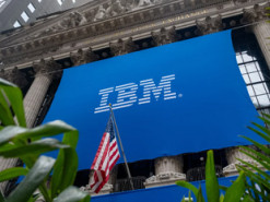 Акції IBM обвалилися найсильніше з 1968 року — причини 
