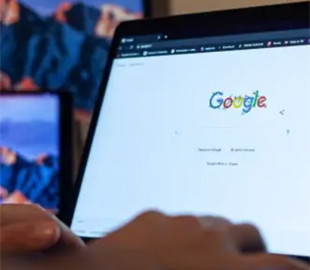 Зручна функція браузерів на Windows дає змогу красти паролі: як не стати жертвою