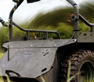 Український «Тарантул» проти FPV-дронів: Rovertech створює захист для наземних роботів