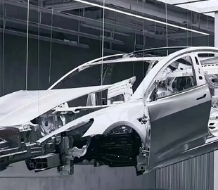 Tesla збирається зробити революцію в збиранні машин