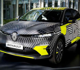 Електричний Renault Megane: названа дата дебюту