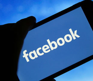 Facebook удалил страницу военных в Мьянме