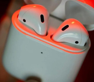 Apple готує AirPods з камерами, що працюють на основі ШІ