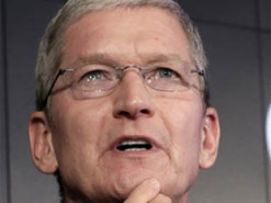 Тім Кук осоромився через нові навушники AirPods Pro