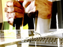 Троє чехів отримали по 7 років за управління шахрайським колл-центром в Україні