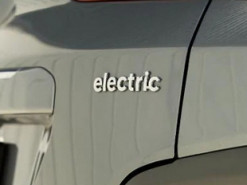 Эксперты спрогнозировали резкое падение продаж электромобилей