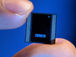 Intel показала свой самый необычный процессор