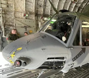 Чехія отримала військові гелікоптери із США