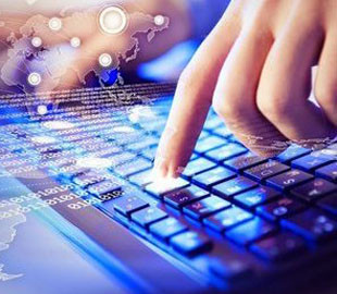 Шмыгаль о компьютеризации государственных реестров: "Компьютер взятку не возьмет"