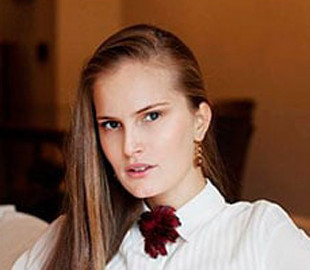 Украинская модель Алла Костромичева обратилась к белорусским женщинам