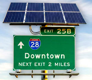 Сонячні панелі на автомагістралях можуть вести приховане спостереження за громадянами США