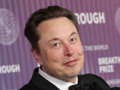 Маск б'є на сполох: США на межі фінансового краху