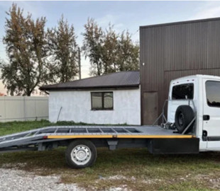 Шахраї обманули чоловіка, який хотів викликати евакуатор через оголошення в інтернеті