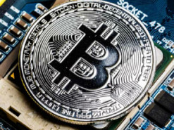 Сложность майнинга биткоина выросла более чем на 7%