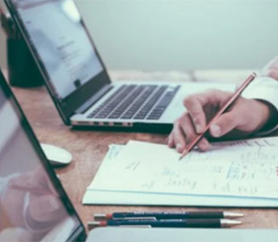 Роботы вместо юристов: каково будущее одной из самых популярных профессий