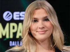 Одна з кращих кіберспортсменок світу з CS 2 вразила геймерів, показавши свою основну роботу