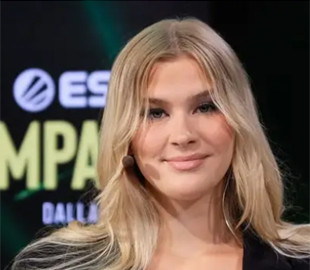 Одна з кращих кіберспортсменок світу з CS 2 вразила геймерів, показавши свою основну роботу