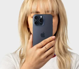 Новий iPhone 16 може отримати підекранний Face ID
