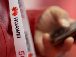 Крупнейший рынок смартфонов сокращается, но Huawei теснит конкурентов