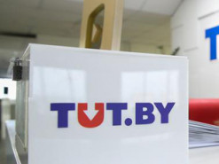 В Беларуси из СИЗО освободили троих бывших сотрудников TUT.BY. Их задержали 10 месяцев назад