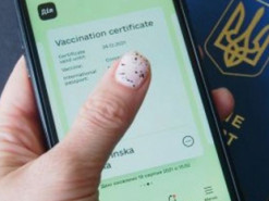 Переболевшие коронавирусом невакцинированные украинцы смогут получить цифровые сертификаты