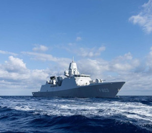 Нідерландський фрегат прибув до Червоного моря для захисту цивільних суден