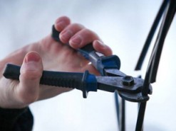 В Одесі жінка поцупила з під'їзду кабель