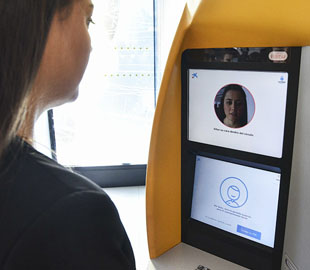 Без PIN-кода: в ЕС появились новые банкоматы с распознаванием лиц