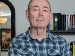 У Британії пенсіонеру виплатили 20 000 фунтів компенсації після помилкового арешту за допис у соцмережах