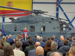 Іспанія отримала перший гелікоптер NH90 нової конфігурації