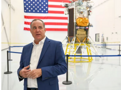 Дві американські фірми запустять космічні кораблі на Місяць в січні