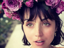 Бывшая пассия Бена Аффлека закрутила роман с директором Tinder