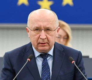 ЄС має створити додаткові можливості для боротьби з російськими дронами – комісар з оборони